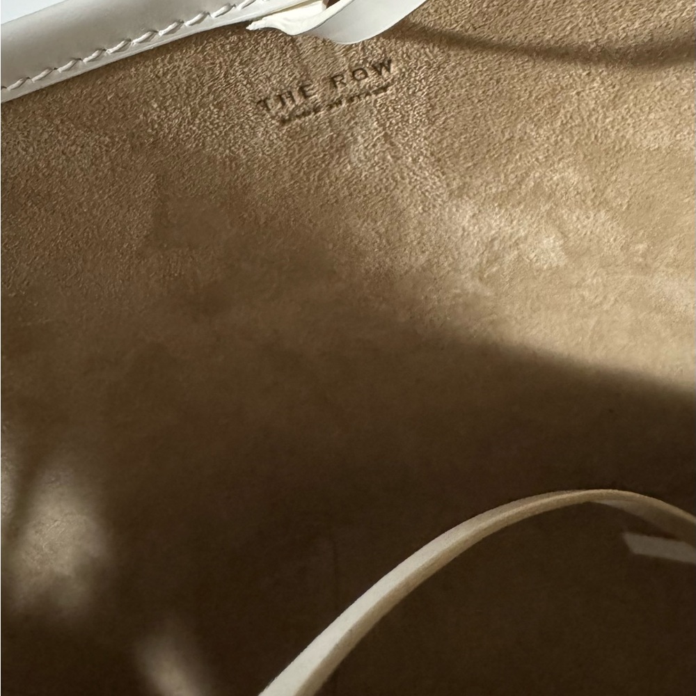 THE ROW Women's Small S/M Park Tote Bag Retail: $1450 (NWT) - Picture 5 of 6